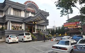 Benua Hotel